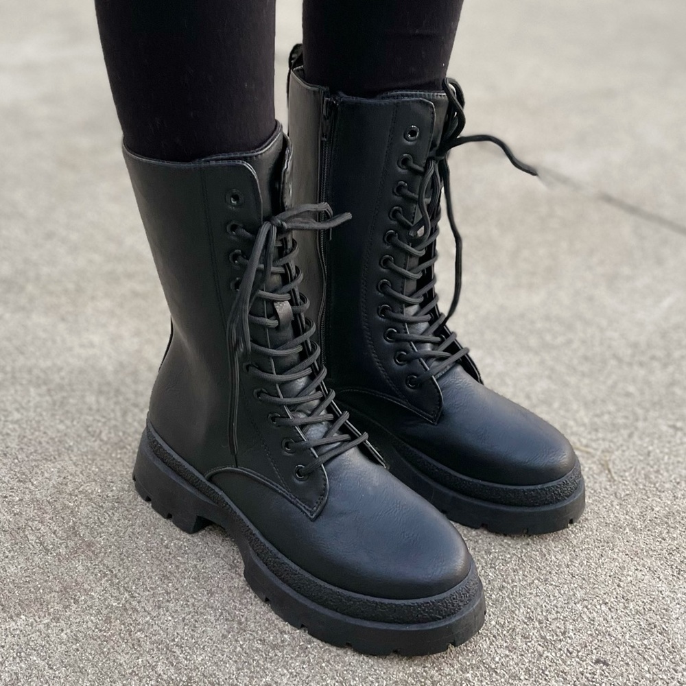 Black Combat Lace up boots - Picture 7 of 12